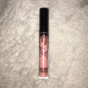 charm velvet liquid lip